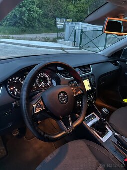 Škoda Octavia 3 Combi 1.6 TDI 81kw Style,CarPlay,Navi,R16 - 11
