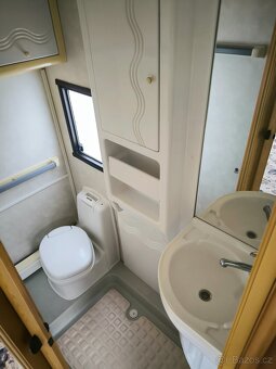 PRODÁNO Karavan Cabby 550 - 11