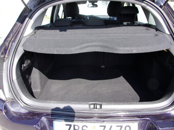 Citroen C4 1.6 HDI,pouhých 126tis.km,digi klima,tažné,TOP - 11