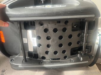 Vajíčko + základna isofix - 11