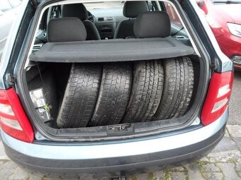 ŠKODA  FABIA  1,2i NAJETO JEN 105, PO 1. MAJITELI - 11