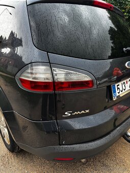FORD S-Max - 11