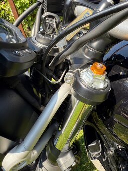 Triumph Street Scrambler 900 - 11