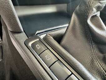 Škoda Superb 2.0TDi KŮŽE, NAVI, PĚKNÝ STAV - 11