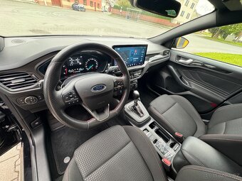 Ford Focus 1.0 EcoBoost 125PS automat ST-Line kombi 01/2023 - 11
