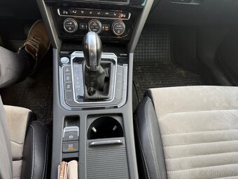 WV Passat variant 2.0 TDI biturbo 176kw zlevněno - 11