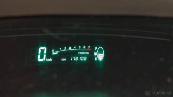 Toyota Yaris 1.0 50kW - 11