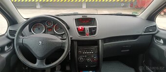 Peugeot 207 - 11