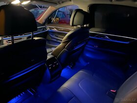 BMW Řada 7, BMW 730d XDrive Najeto 69000km - 11