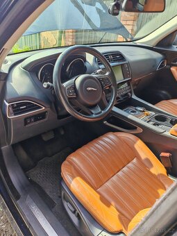 Jaguar F Pace 2.0 TDI 4awd Nový motor 650km - 11