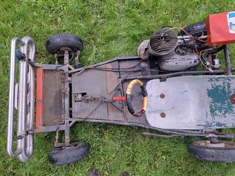 Motokára - 11