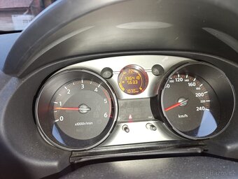 Prodám NISSAN QASHQAI - 11