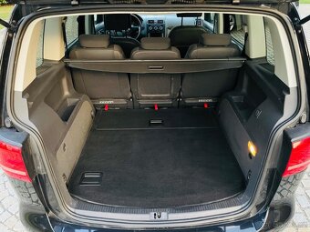 Volkswagen Touran 1.2TSI 77KW MANUÁL NAVIGACE VÝHŘEV - 11