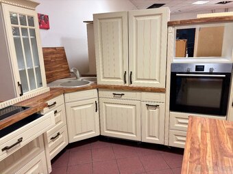 Prodám luxusní kuchyňskou linku Nobilia Castello - 11