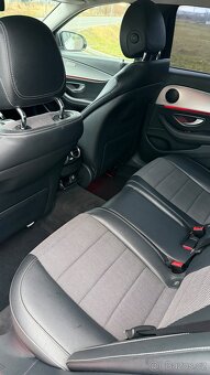 Mercedes-Benz E220 - 11