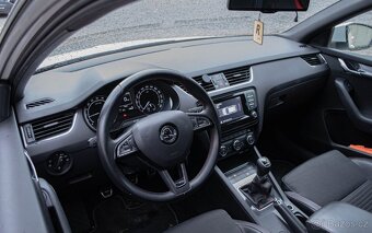 Škoda Octavia 3 Combi 2.0 TDI DPF RS - 11