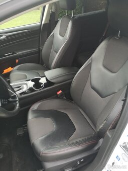 Ford Mondeo kombi, 2.0TDCi 132kw 4x4 AUT ST-LINE - 11