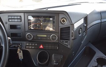 Mercedes-Benz AROCS 2646 6x4 - třístranný sklápěč - 11