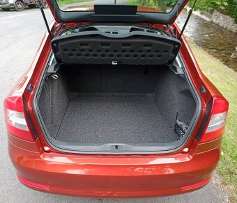 Škoda Octavia 1.6 TDI 77kw DSG NAJETO 41 852 km - 11