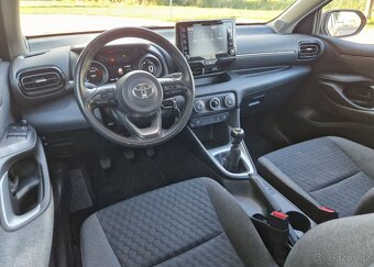 Toyota Yaris 1.5 Dynamic Force Comfort MDS - 11