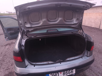 Prodám Renault Megane classic - 11