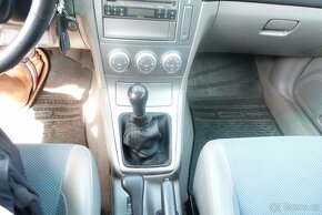 Subaru Forester 2.0i 92kw 4x4 benzín manuál - 11