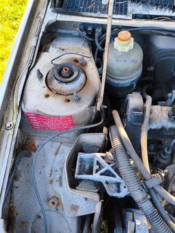 Peugeot 205 automatik - 11