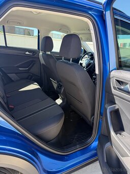T-Roc 1.0tsi 85kw VÝBAVA JAKO NOVÝ - 11