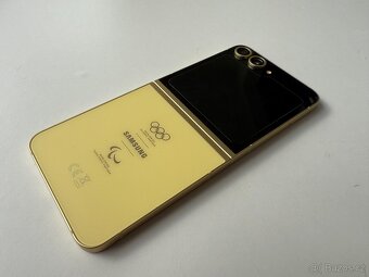 Samsung Galaxy Z Flip6 Olympic Edition - 11