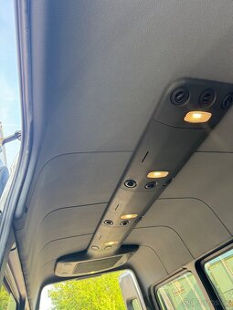 Mercedes  Benz Sprinter 319 3.0CDI 9mist - 11