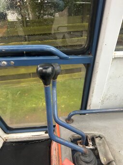 Kubota R410 mini nakladač - 11