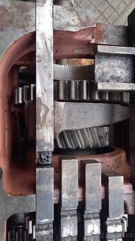 Zetor 7011-převodovka - 11