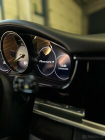 Porsche Panamera, 4 E-HYBRID Sport Turismo - 11