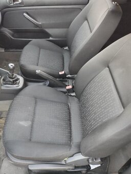 Prodám Volswagen Golf IV - 11