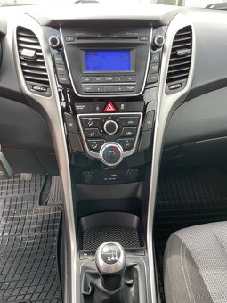 Hyundai i30 - 11