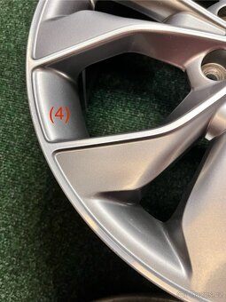 5x114,3 R18 ORIGINÁL Hyundai i30 N-Line - 11