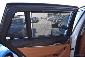 BMW 530d xDrive LUXURY TAŽNÉ PANORAMA DPH ČR 1.MAJITEL - 11