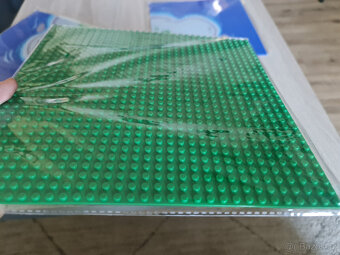 Velké Lego pláty / podložky na stavění různé barvy - 11