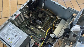 Lenovo ThinkStation P330 – i5-8500 / 32GB RAM / NVMe / Win11 - 11