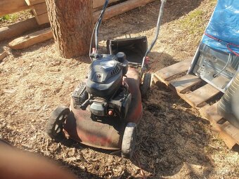 Benzinové sekačky na opravu díly - 11