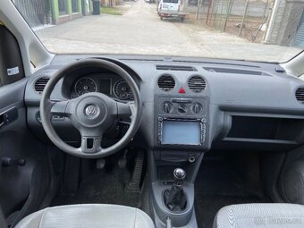 VW CADDY 2.0 TDi MAXI 4x4 - 11