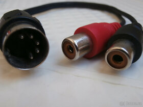 Audio - video kabely a adaptéry - 11