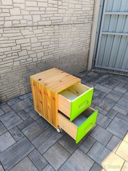 Prodám psací stůl + Kontejner pod stůl - 11