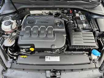 VW Golf 7 2,0TDi Combi Rabitt – 2018 – FULL LED, ACC, TAŽNÉ - 11
