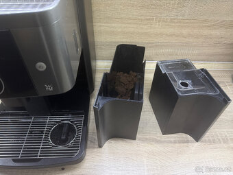 Profesionální kávovar WMF 900 - málo navařených káv - 11