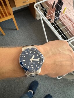 TISSOT seastar 1000 - 11