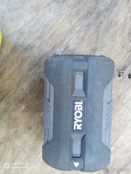 Akumulátorový křovinořez + sekačka RYOBI RBC36X26B - 11