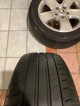Alu kola Škoda R16 5X112 LETNÍ PNEU 205/55 R16 MICHELIN - 11