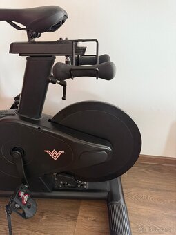 VOLAVA SMART BIKE Cyklotrenažér - 11