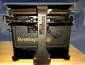 Psací stroj Remington - 11